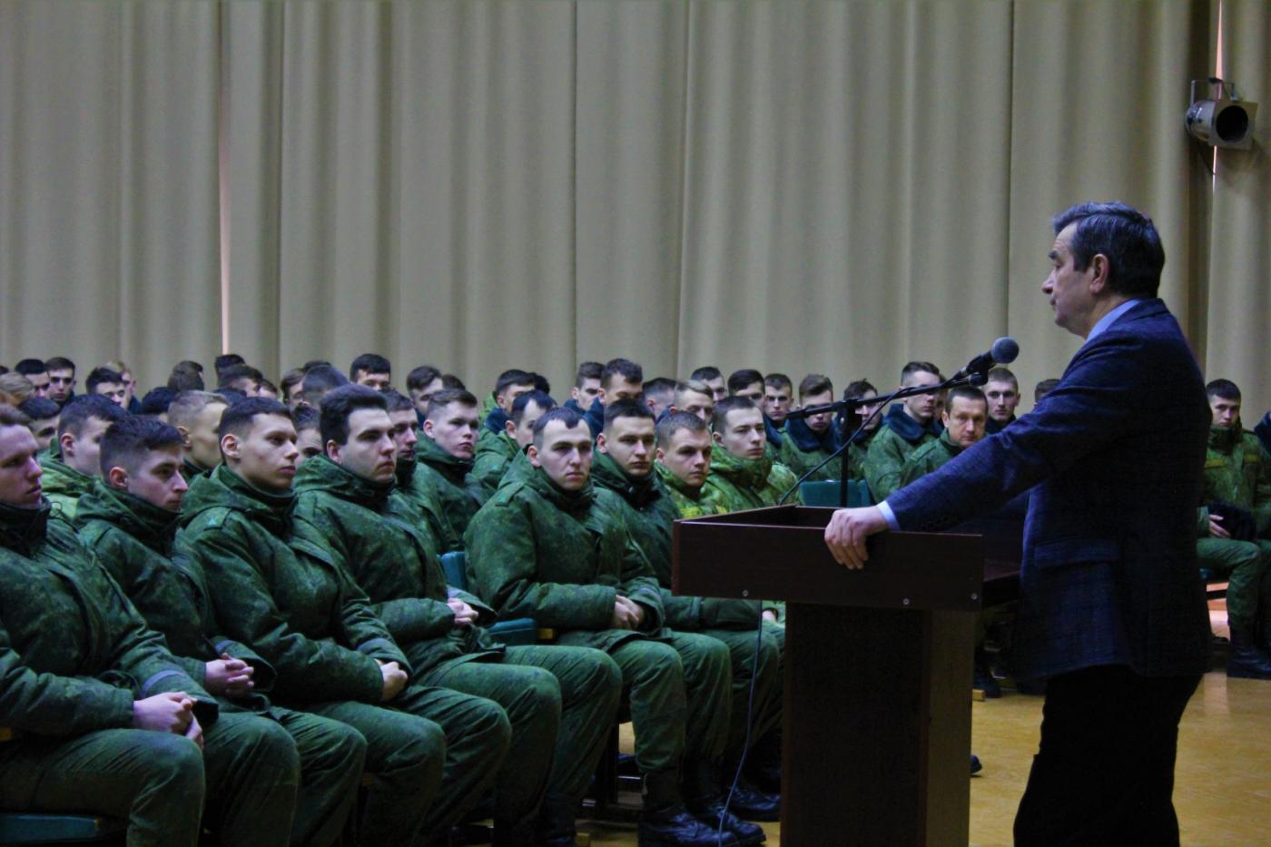 Диалоговая площадка по обсуждению изменений и дополнений в Конституцию Республики Беларусь на военно-техническому факультете